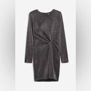 Elegant Gray Long Sleeve Dress